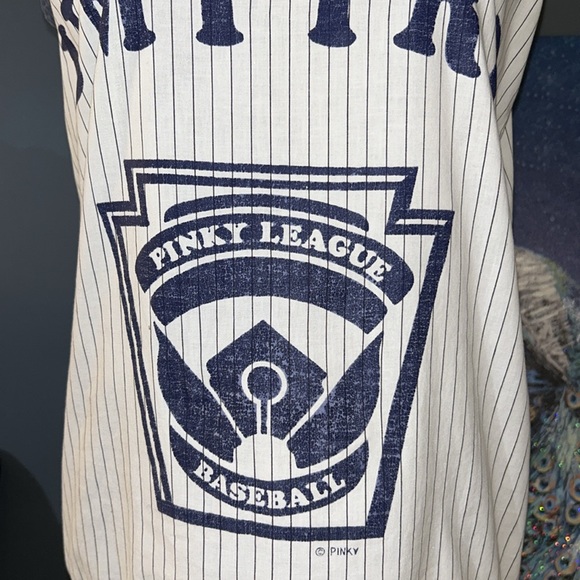 Pinky Size M Umpire Cotton Tank - Picture 2 of 9